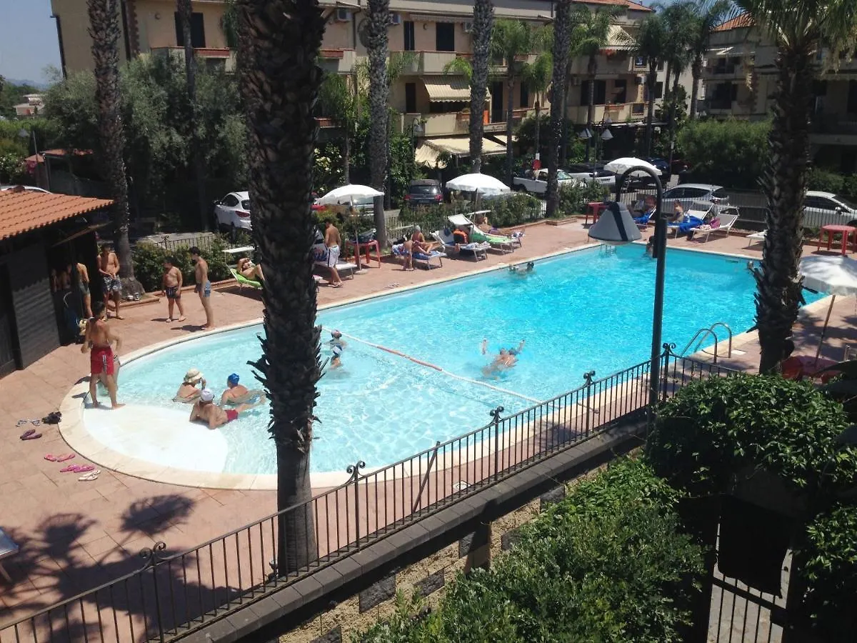 Aparthotel Etna - Taormina Mascali 0*,